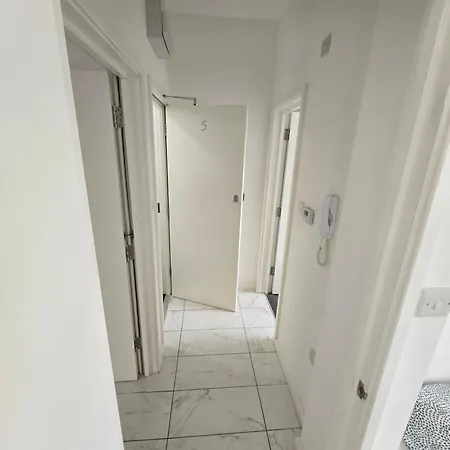 Pano Court 1 Bed Apartment Number 5 Sittingbourne Exterior foto