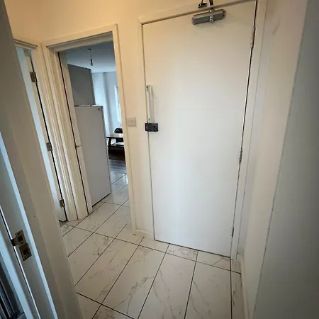 Pano Court 1 Bed Apartment Number 5 Sittingbourne Exterior foto