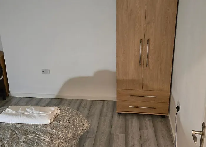 Pano Court 1 Bed Apartment Number 5