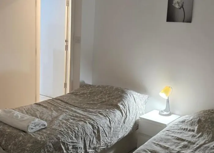 Pano Court 1 Bed Apartment Number 5